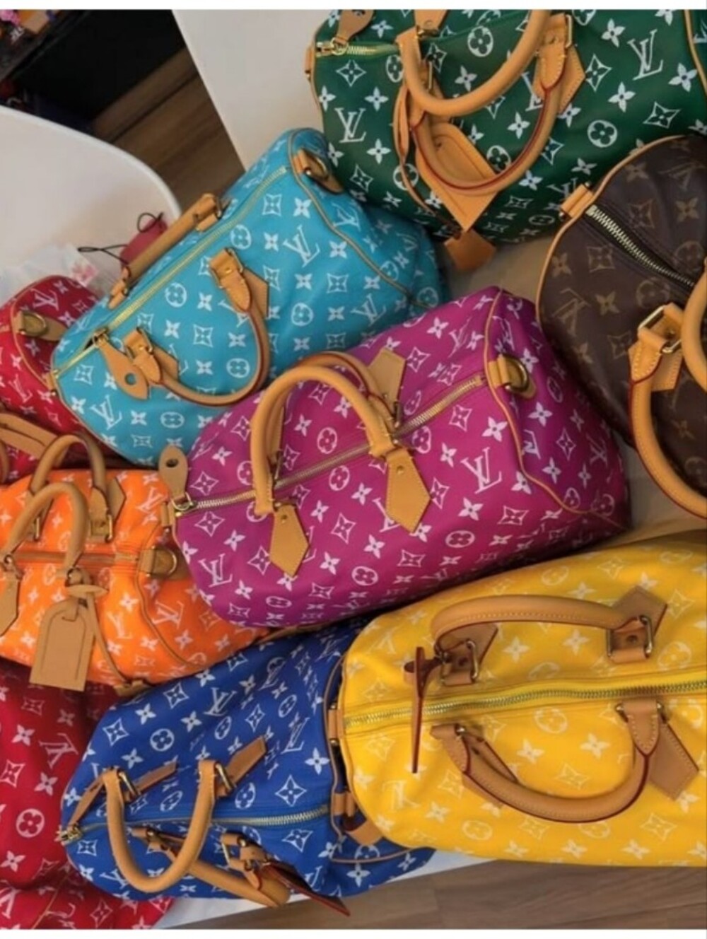 🟢 Super Coated Canvas Barrel Tote Crossbody 30